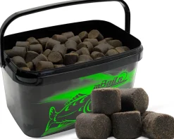 Magic Baits 4 Kg Wels Pellets mit Eimer Catfish Pellets Giant Halibut Pellet Wallerpellets Welsköder Waller Angeln Futtermittel